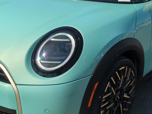 Used 2025 MINI Cooper S image 6