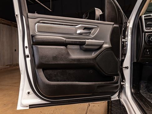 Used 2019 RAM 1500 Big Horn image 26