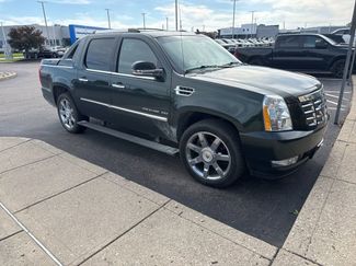 Used 2013 Cadillac Escalade EXT Premium AWD/4WD video 2