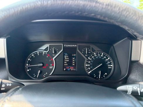 Used 2023 Toyota Tundra Limited AWD/4WD image 28