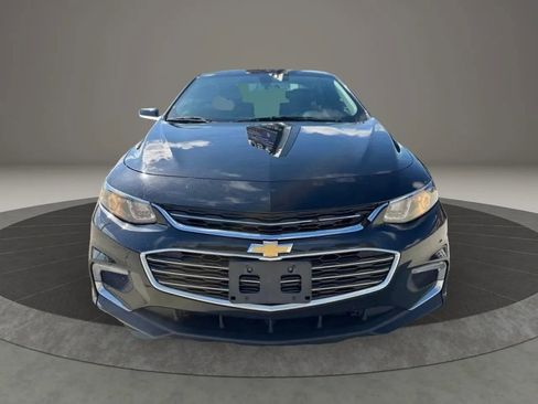 Used 2016 Chevrolet Malibu LT FWD image 2