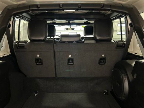 Used 2023 Jeep Wrangler Unlimited Sahara w/ Cold Weather Group image 33