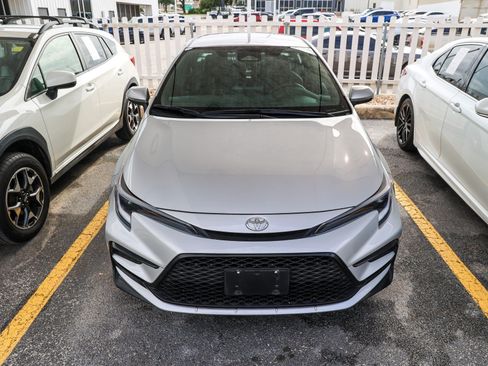 Used 2026 Toyota Corolla SE FWD image 5