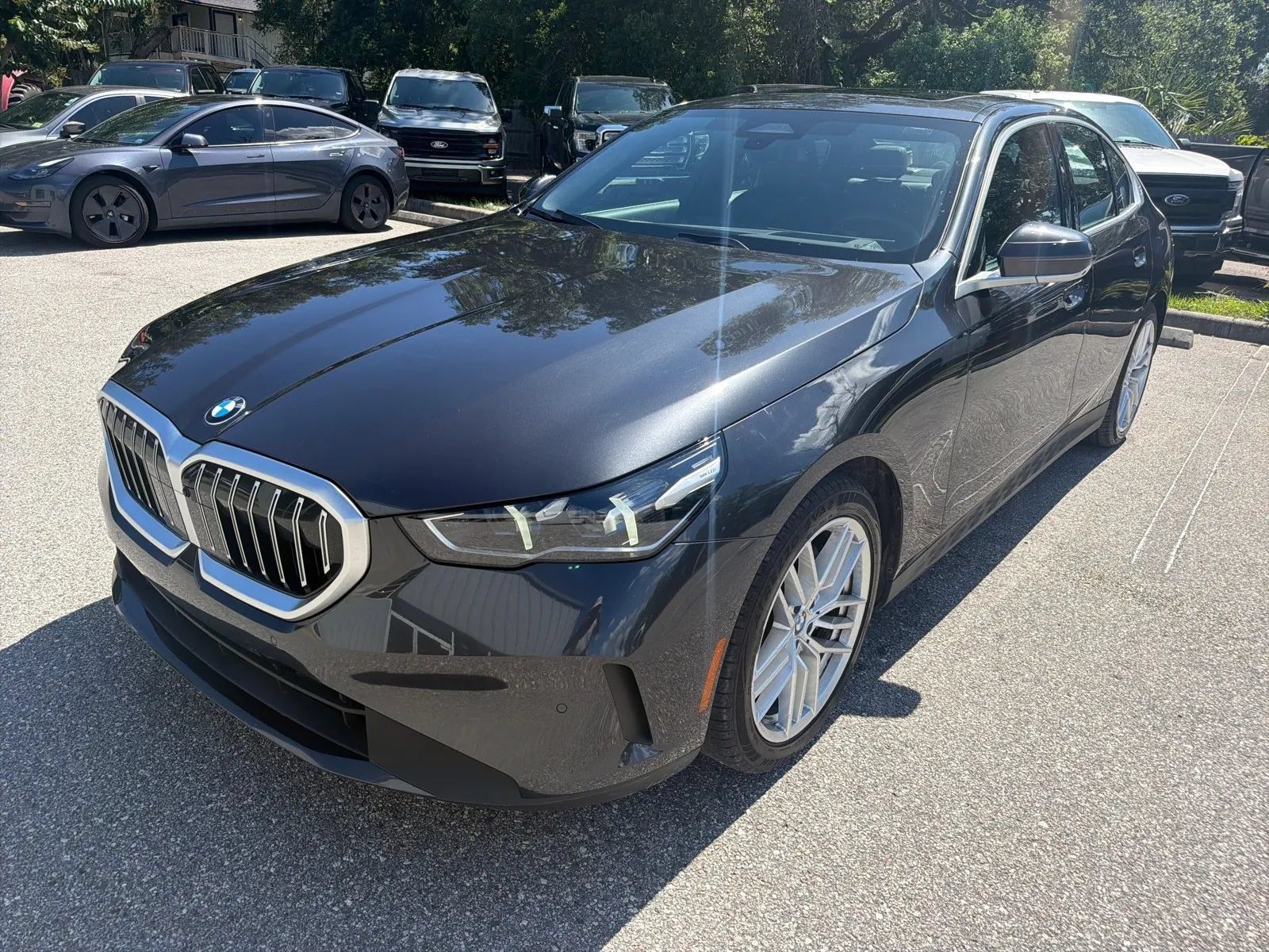 Used 2025 BMW 530i RWD image 3