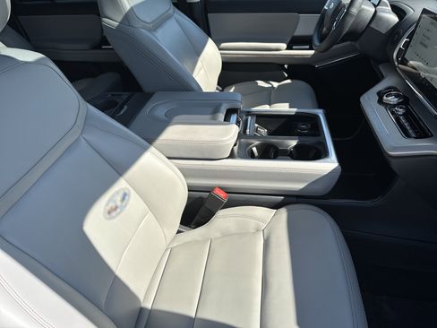 Certified 2025 Ford Expedition Max Active AWD/4WD image 16