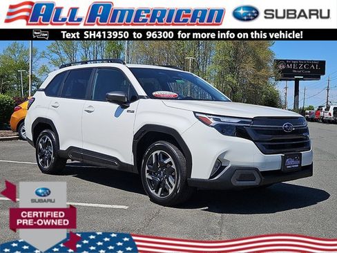 Certified 2025 Subaru Forester Limited w/ Popular Package AWD/4WD image 1