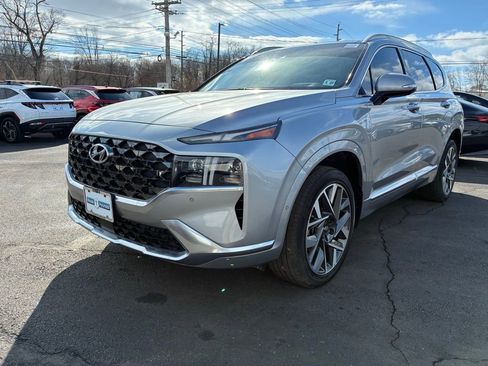 Used 2022 Hyundai Santa Fe Calligraphy image 3