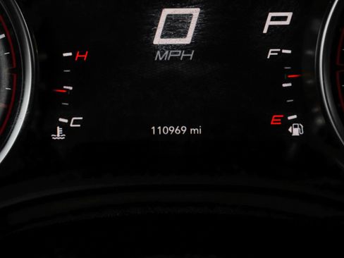 Used 2018 Dodge Charger SXT image 25