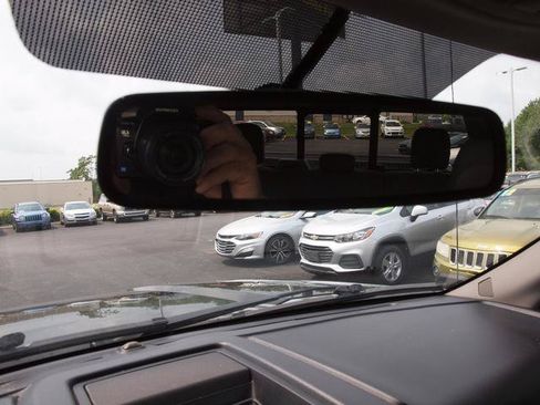 Used 2016 Ford F150 XLT w/ Equipment Group 302A Luxury AWD/4WD image 11
