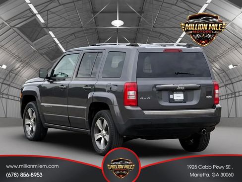Used 2017 Jeep Patriot High Altitude AWD/4WD image 9