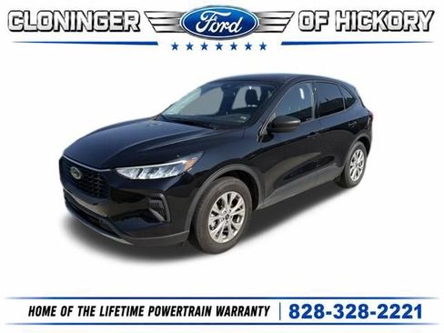 Used 2025 Ford Escape Active FWD image 1