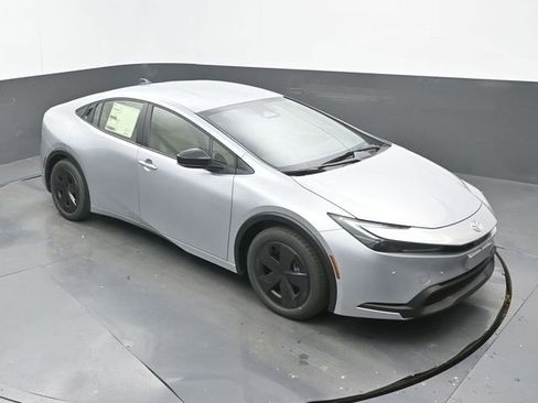 New 2026 Toyota Prius LE image 26