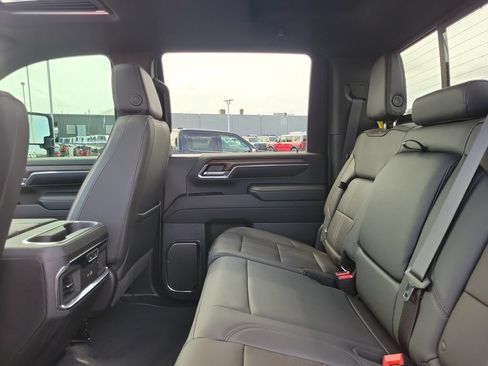 Used 2024 Chevrolet Silverado 3500 High Country w/ High Country Premium Package AWD/4WD image 14