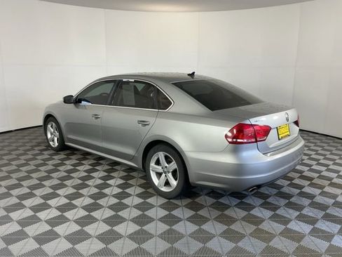 Used 2013 Volkswagen Passat 2.5 SE image 7