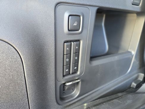 New 2026 Ford Expedition Tremor image 23