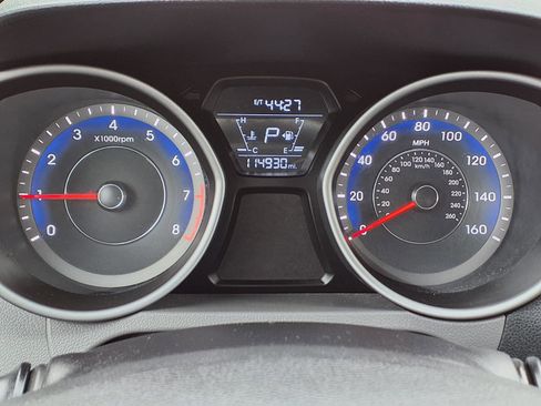 Used 2016 Hyundai Elantra SE w/ Option Group 02 image 17