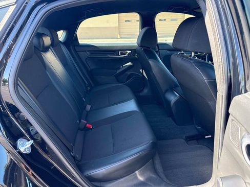 Used 2023 Honda Civic Sport image 19