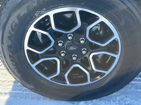 Used 2022 Ford F150 XLT w/ Equipment Group 302A High image 9