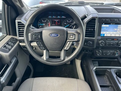 Used 2017 Ford F250 XLT w/ XLT Premium Package image 14