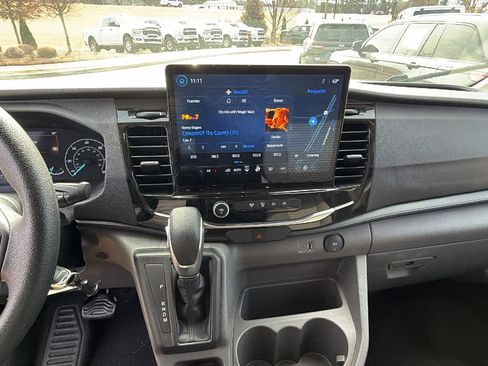 Used 2024 Ford Transit 350 XLT image 29