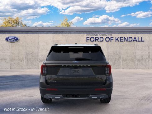 New 2026 Ford Explorer Active w/ Active Comfort Package RWD image 5