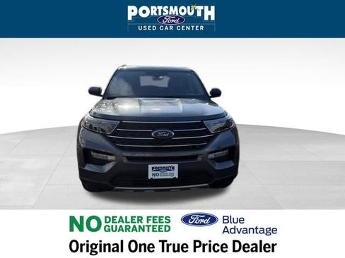 Used 2022 Ford Explorer XLT w/ Equipment Group 202A image 9