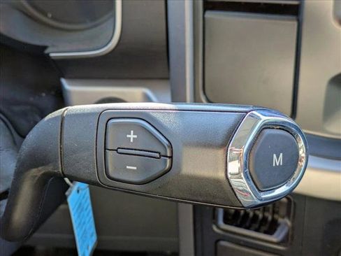 Used 2022 Ford F150 XLT image 12