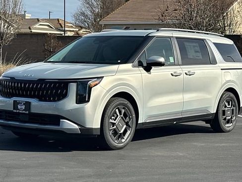 New 2026 Kia Carnival EX FWD image 8