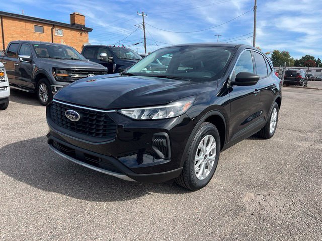 Certified 2023 Ford Escape Active AWD/4WD image 28