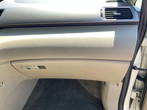 Used 2015 Honda Odyssey EX-L image 41