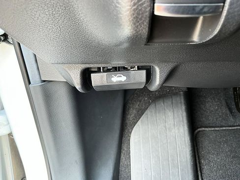 Certified 2025 Nissan Murano SL w/ Cargo Package AWD/4WD image 14