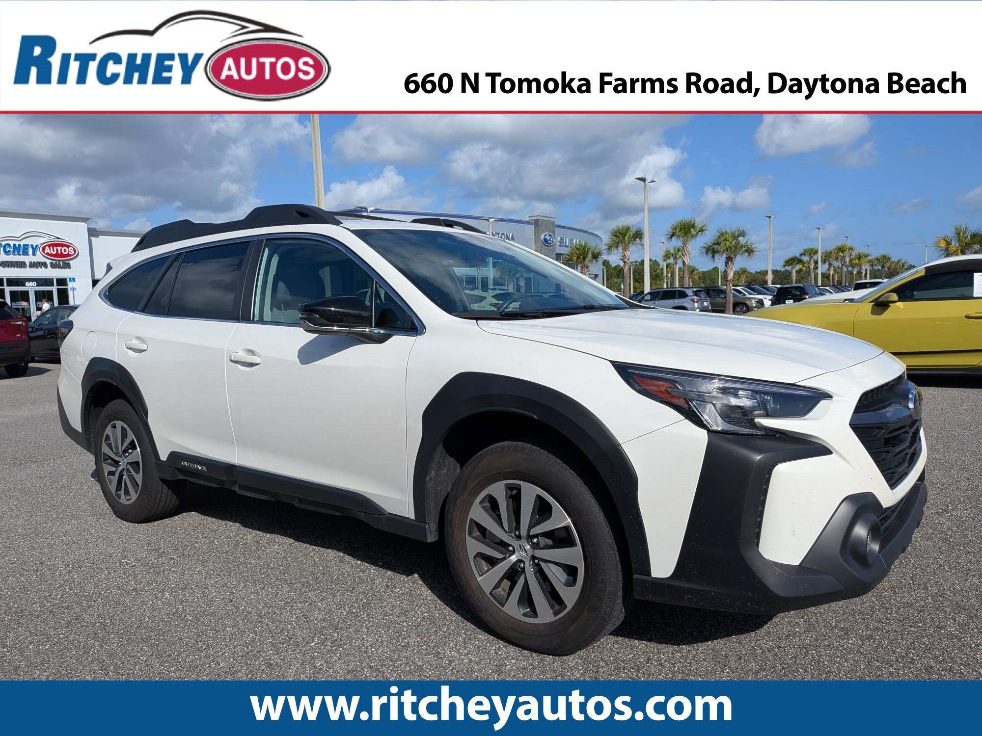 Used 2024 Subaru Outback Premium AWD/4WD image 1