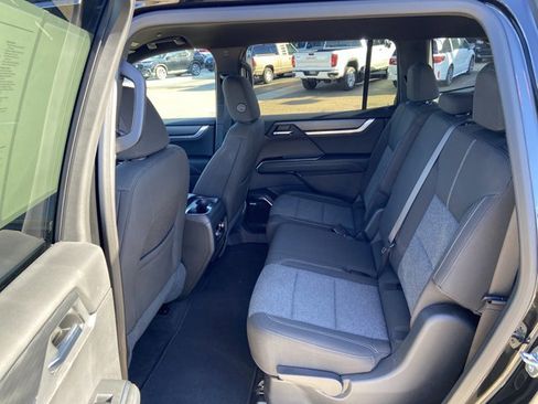 Used 2025 GMC Acadia Elevation image 49