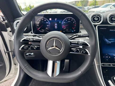 Used 2025 Mercedes-Benz CLE 300 4MATIC Coupe image 20