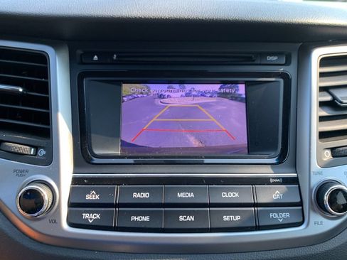 Used 2017 Hyundai Tucson SE w/ SE Popular Package 02 FWD image 26