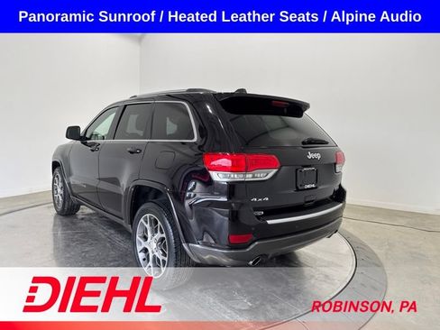 Used 2018 Jeep Grand Cherokee Limited AWD/4WD image 5