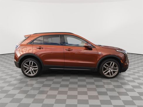 Used 2019 Cadillac XT4 Sport image 27