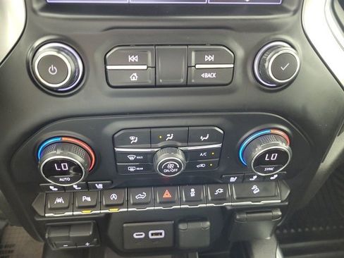 Used 2021 Chevrolet Silverado 1500 LTZ w/ LTZ Premium Package image 29