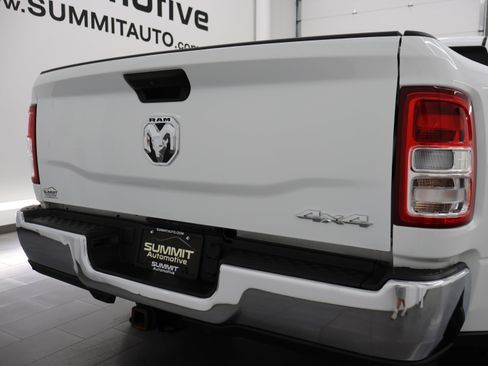 Used 2024 RAM 3500 Tradesman w/ Chrome Appearance Group AWD/4WD image 28