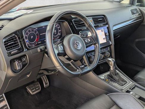 Used 2019 Volkswagen Golf 4-Door image 10