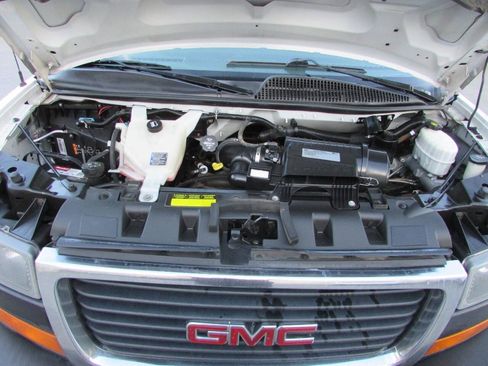 Used 2018 GMC Savana 2500 w/ Driver Convenience Package RWD image 26