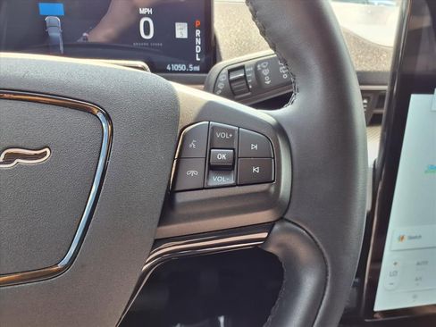 Used 2023 Ford Mustang Mach-E Select RWD image 18