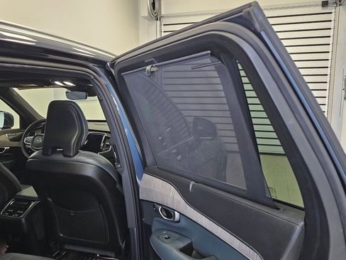 Certified 2024 Volvo XC90 B6 Ultimate w/ Protection Package image 17