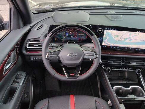 New 2026 Chevrolet Traverse RS w/ LPO, Floor Liner Package image 12