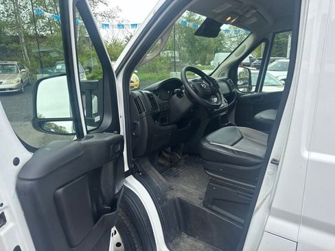 Used 2023 RAM ProMaster 2500 FWD image 25