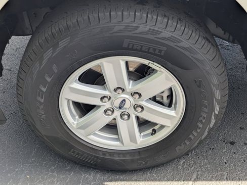 Used 2023 Ford F150 XLT image 11