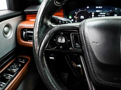 Used 2023 Lincoln Aviator Reserve w/ Equipment Group 201A image 33