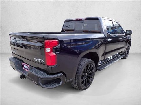 Used 2019 Chevrolet Silverado 1500 High Country w/ Technology Package image 4