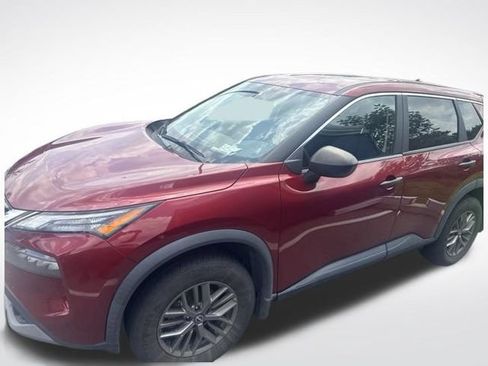 Used 2023 Nissan Rogue S AWD/4WD image 6