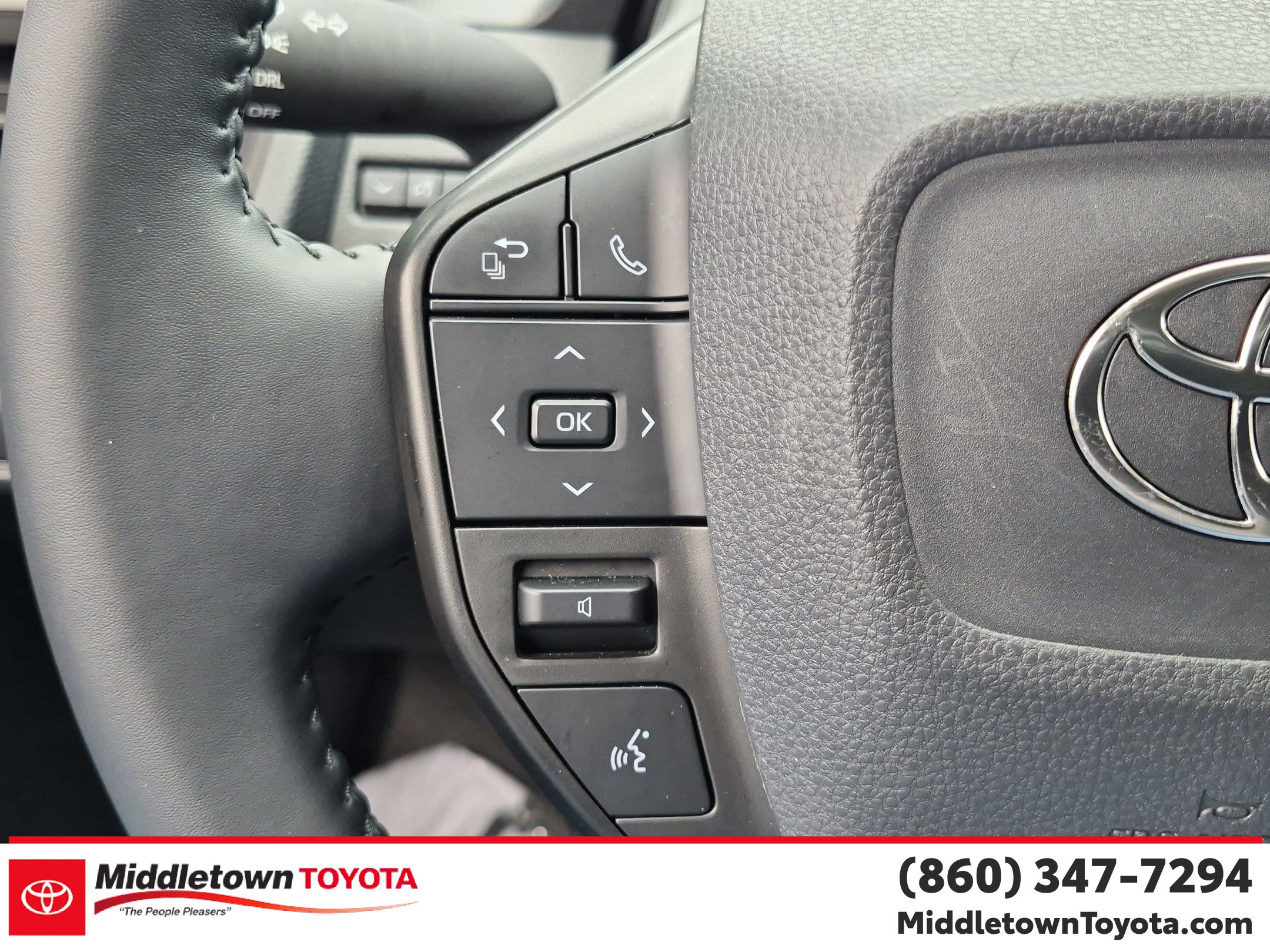 Certified 2023 Toyota Prius LE FWD image 19